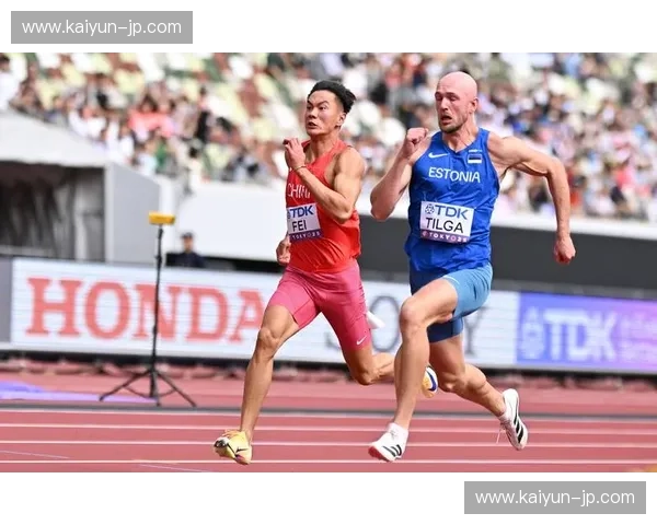 田径世锦赛半场精彩瞬间:激烈角逐,震撼人心的瞬间回顾