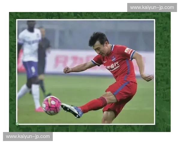 绿茵场上的风云变幻：富力与重庆力帆的足球史诗